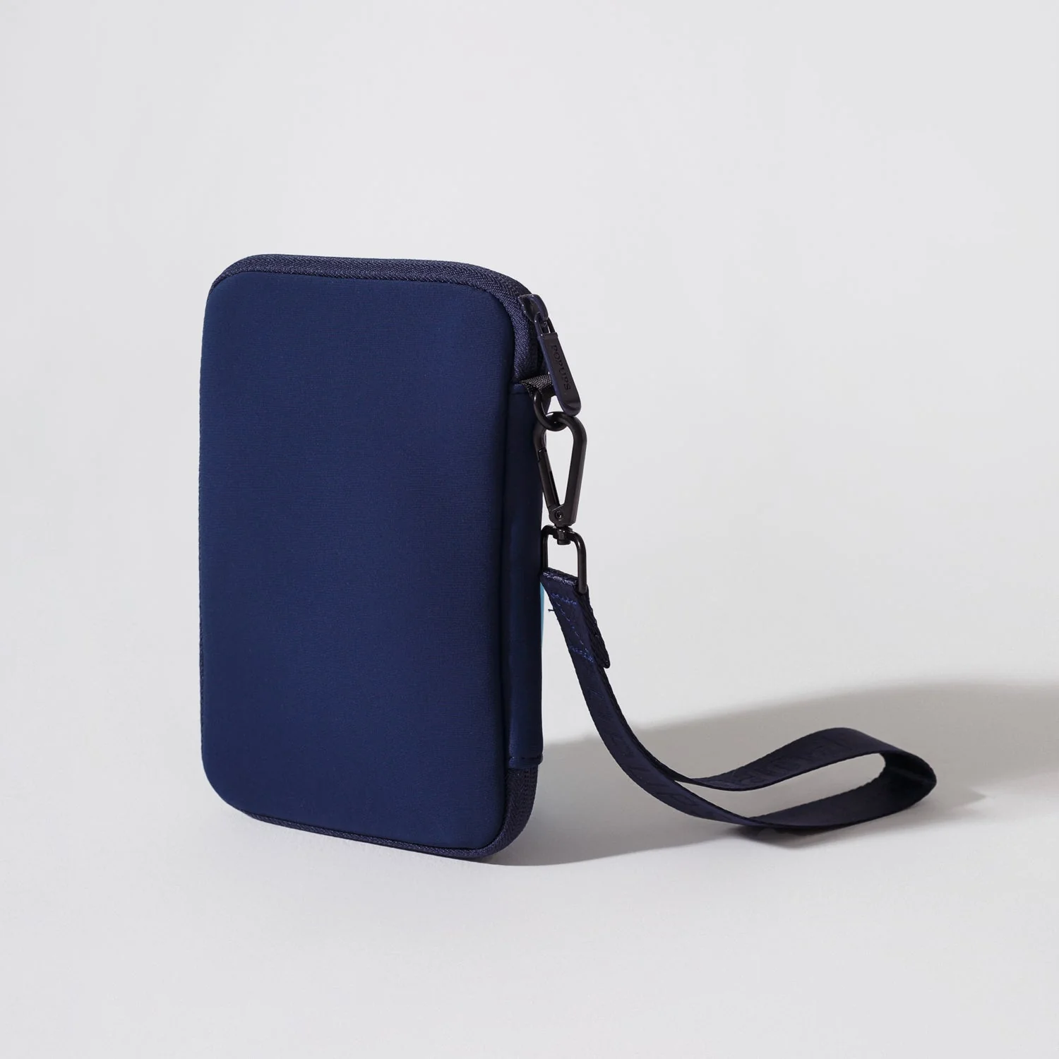 DEEP BLUE ACCESORIES SET: TOILETRY BAG + MAKE UP SET + PASSPORT WALLET - Image 4