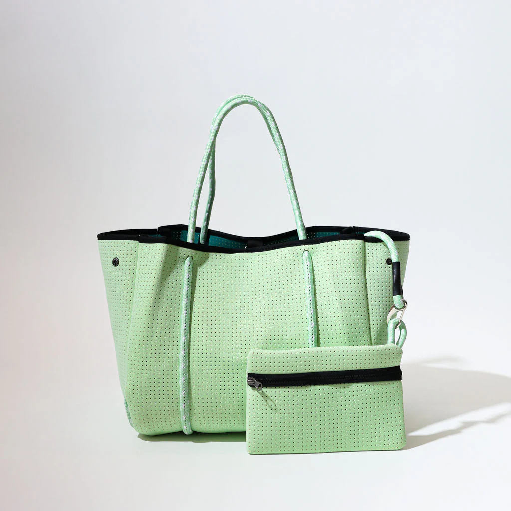 DETACHABLE POUCH PASTEL GREEN - Image 2