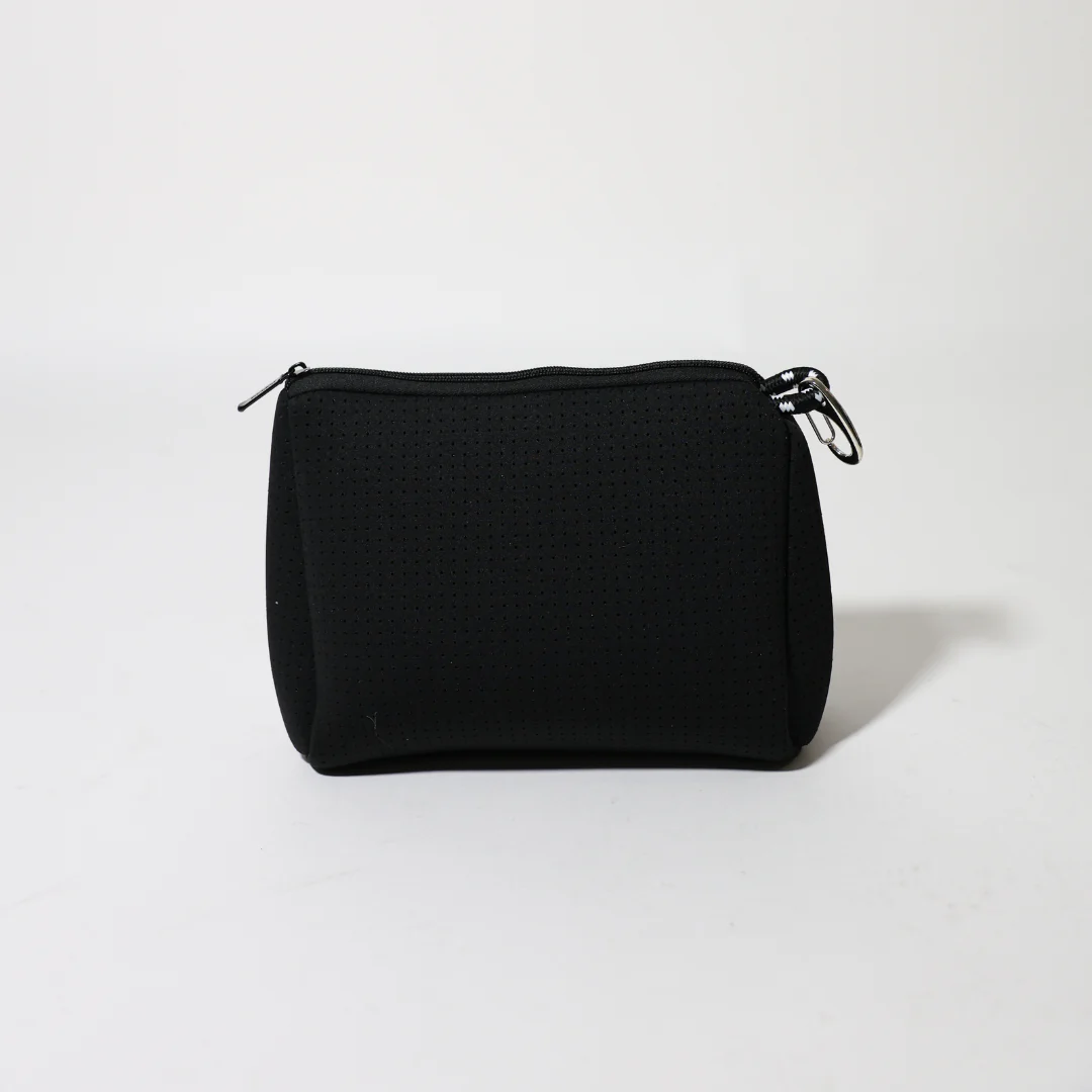 ESSENTIAL POUCH BASIC BLACK - Image 2