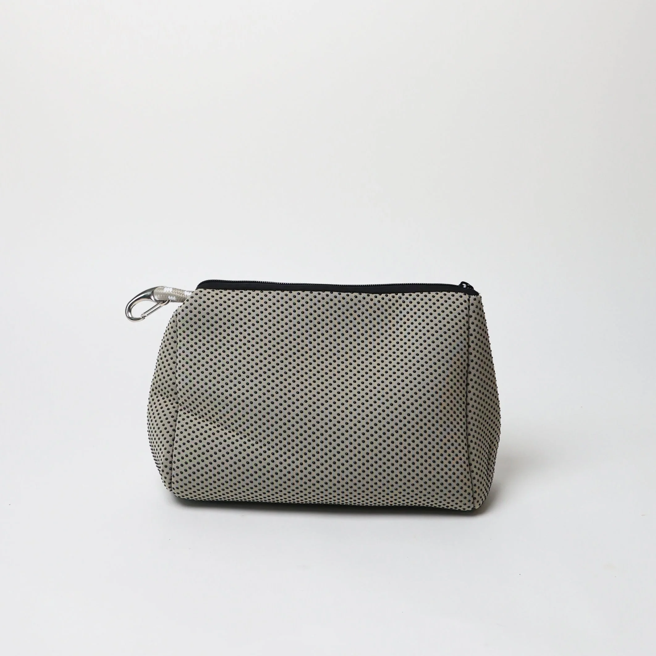 ESSENTIAL POUCH DOTTED TAUPE