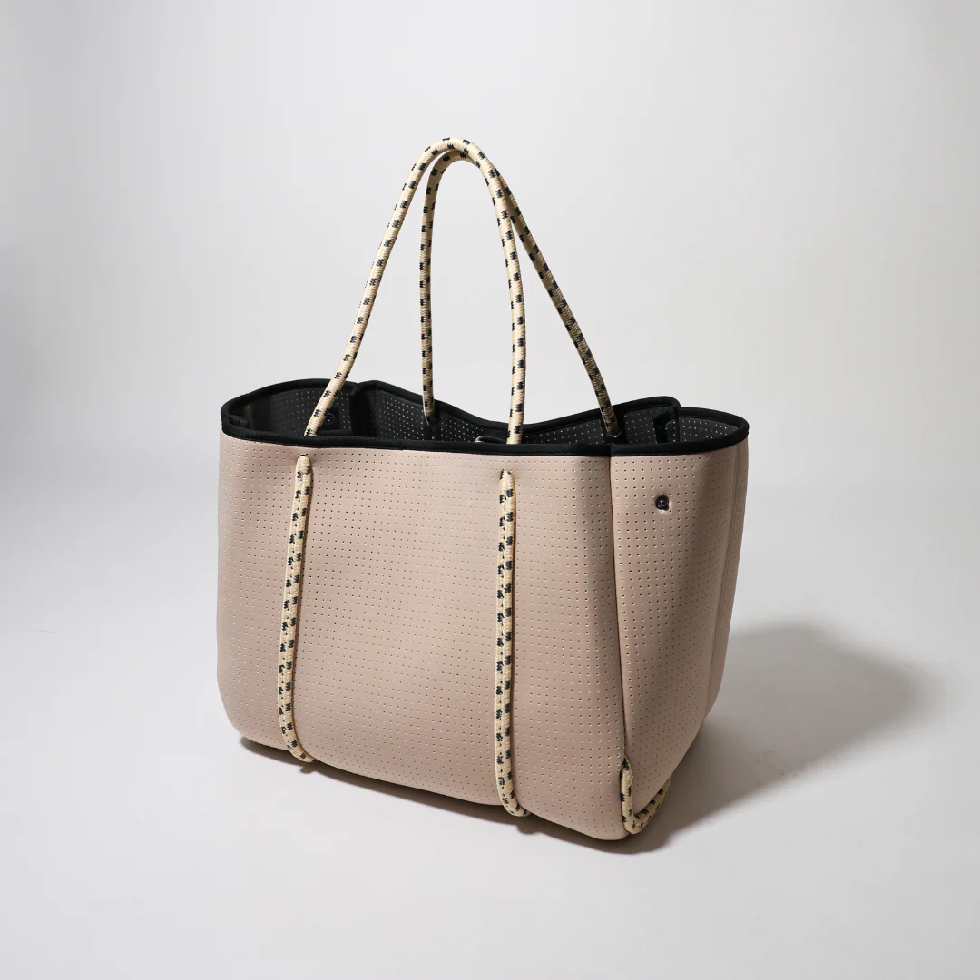 EVERYDAY TOTE LATTE - Image 3