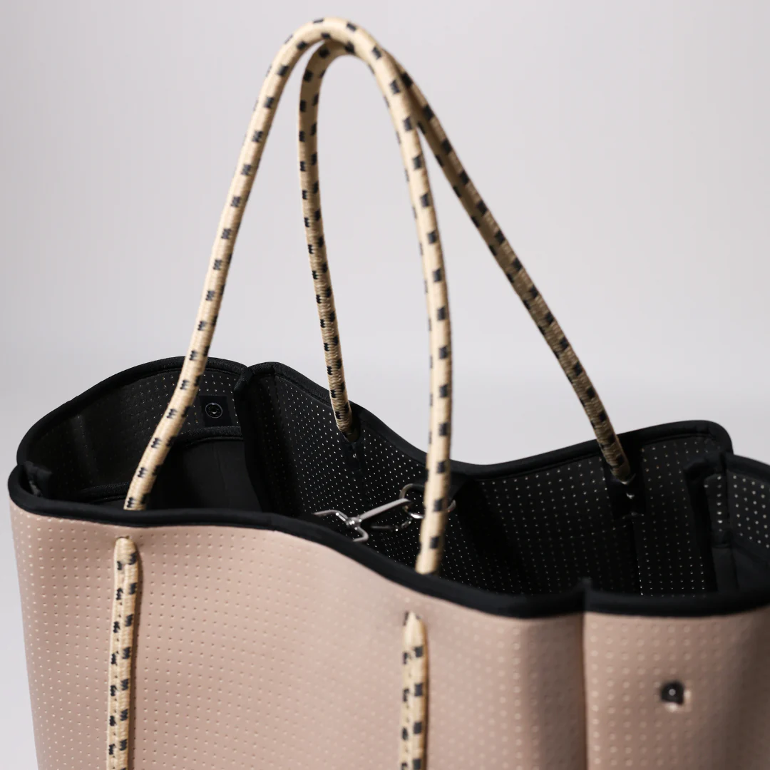 EVERYDAY TOTE LATTE - Image 6