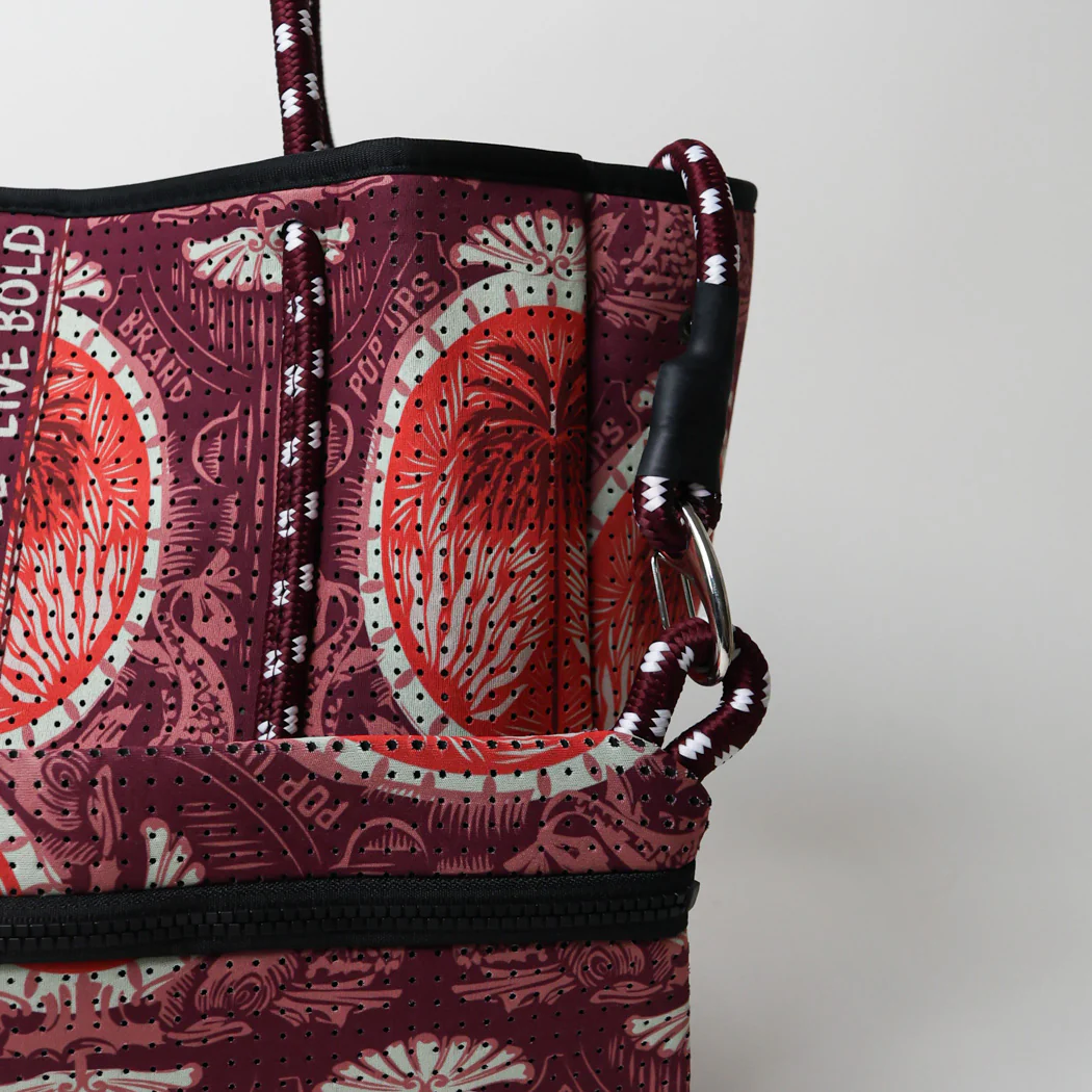 EVERYDAY TOTE POP UPS SCARF RED - Image 4