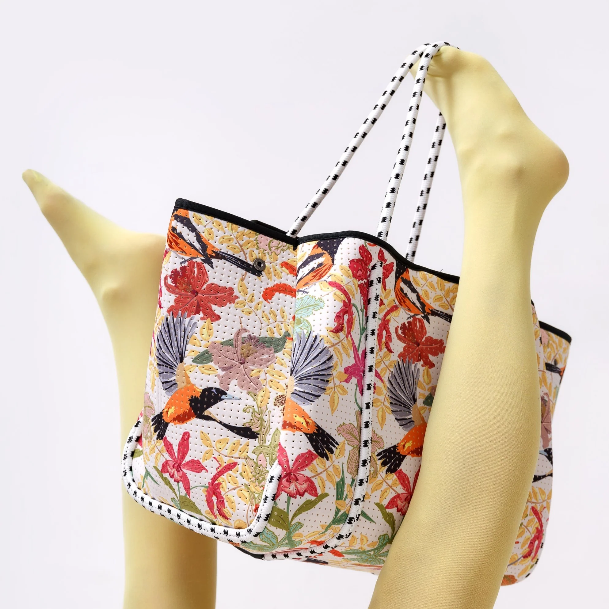 EVERYDAY TOTE VENEZUELA - Image 5
