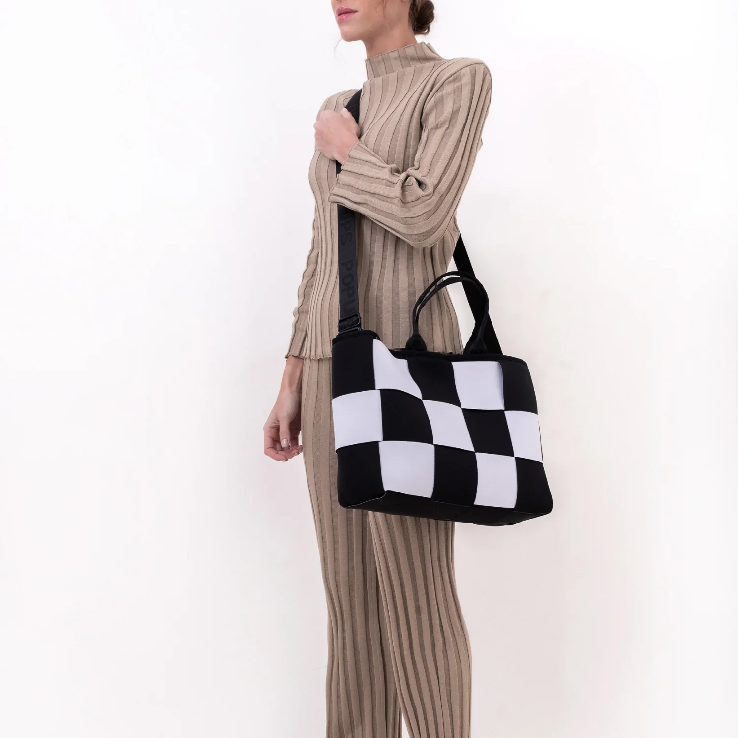 ICON TOTE BLACK AND WHITE - Image 5