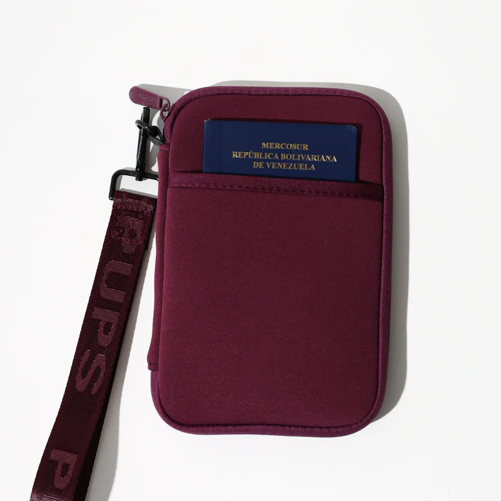 PASSPORT WALLET BERRY - Image 5