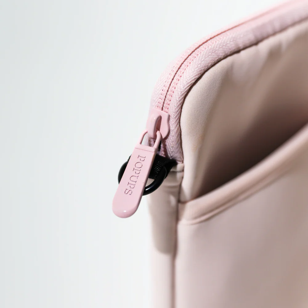 PASSPORT WALLET PRETTY IN PINK - Image 4