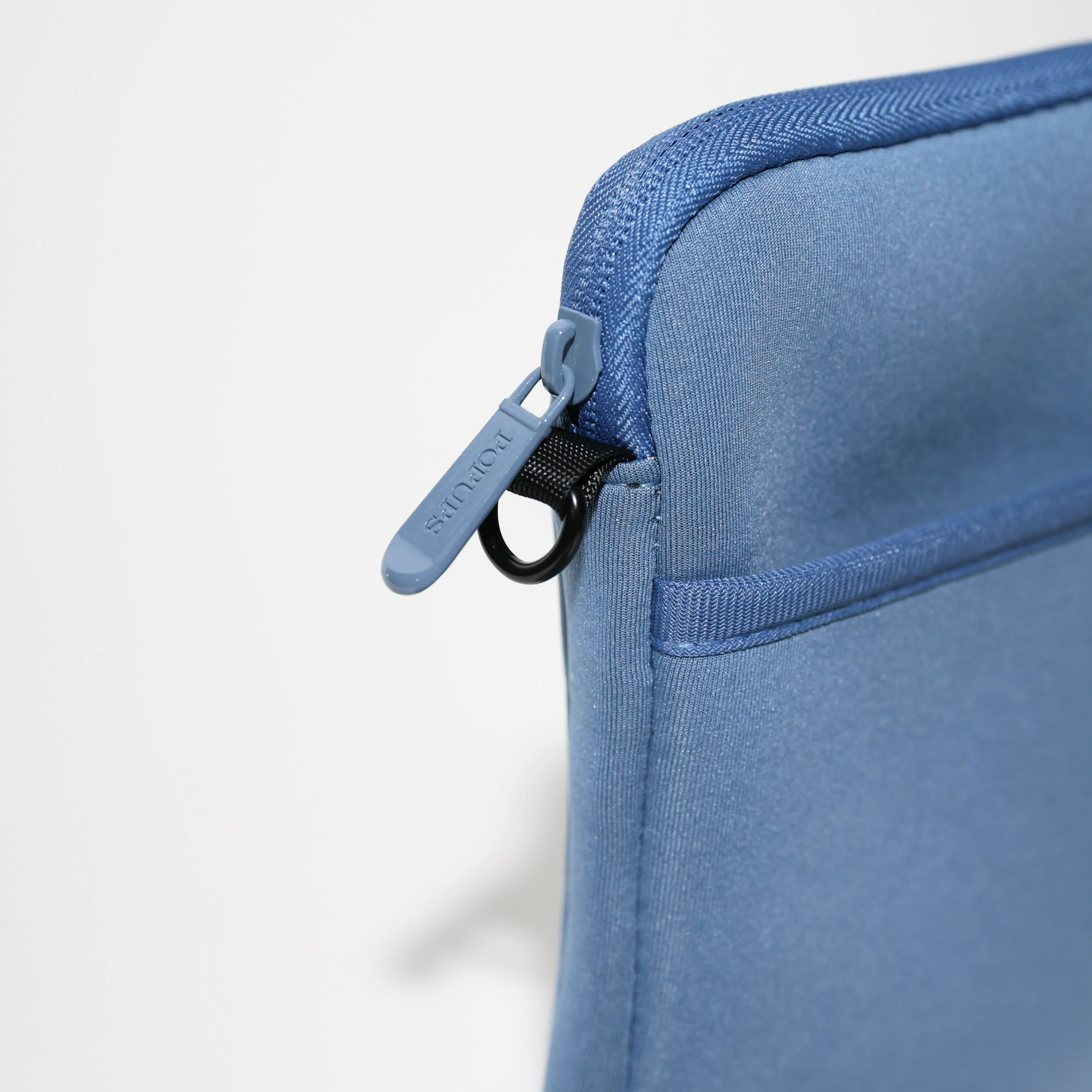 PASSPORT WALLET STORMY BLUE - Image 5
