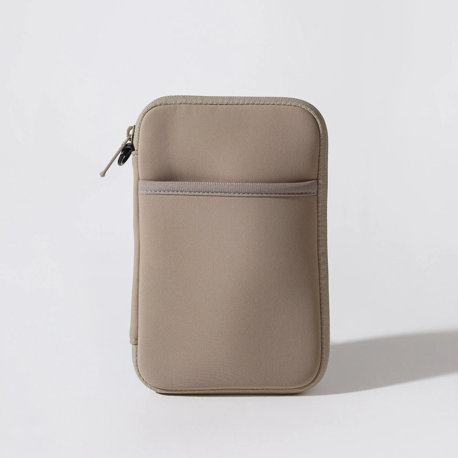PASSPORT WALLET TAUPE - Image 3