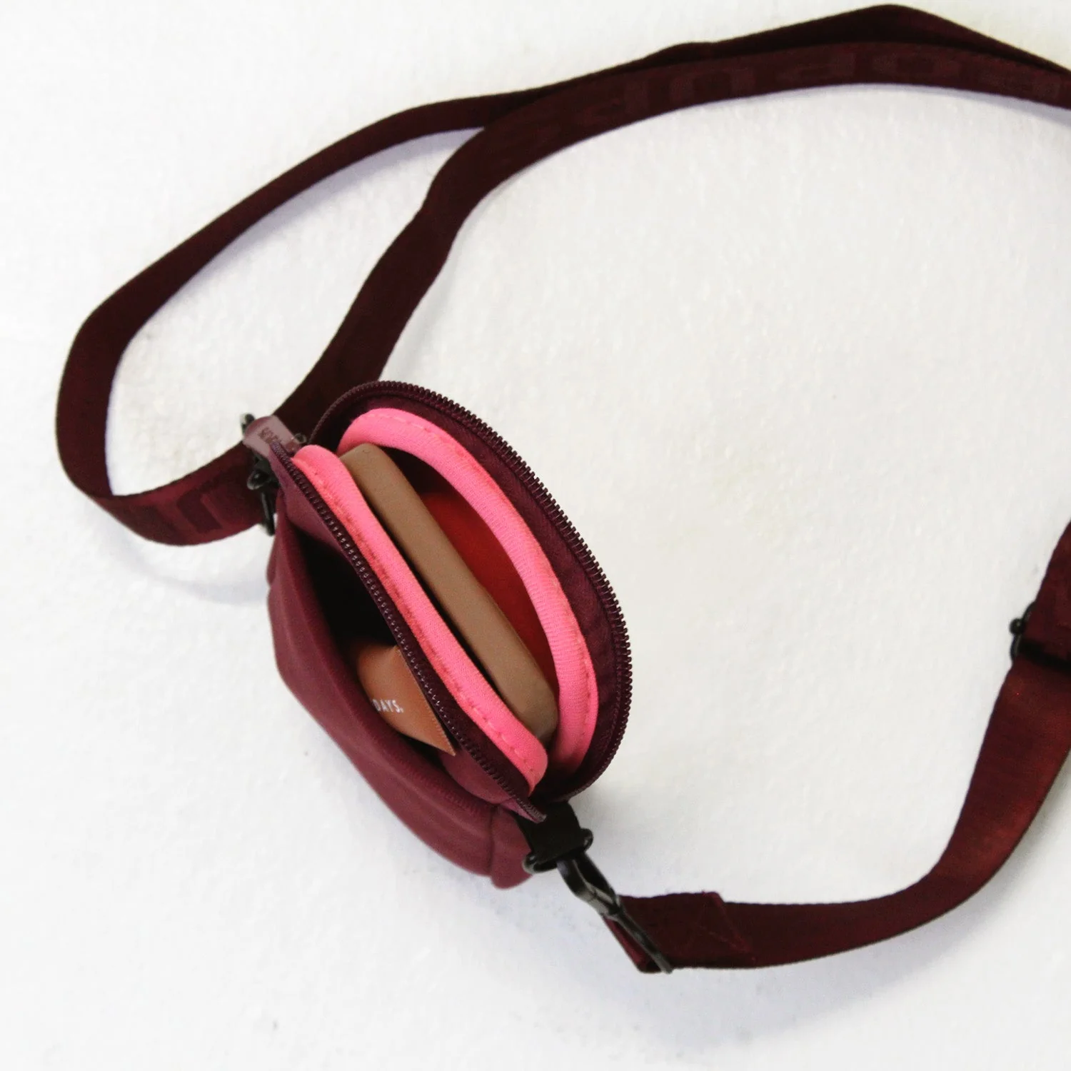 PHONE BAG BERRY - Image 3