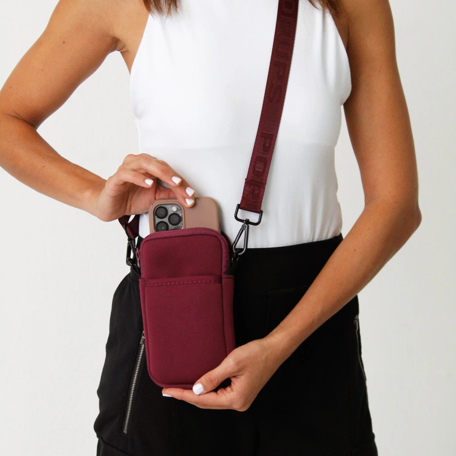 PHONE BAG BERRY - Image 6