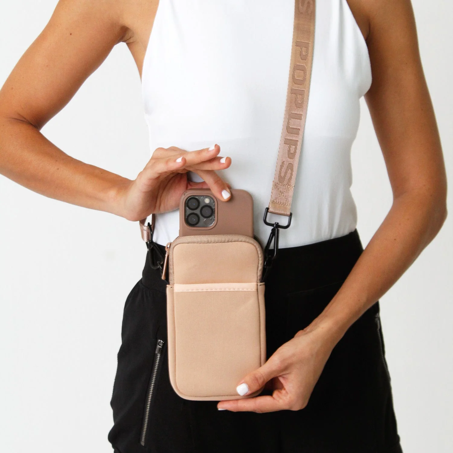 PHONE BAG TAN - Image 6