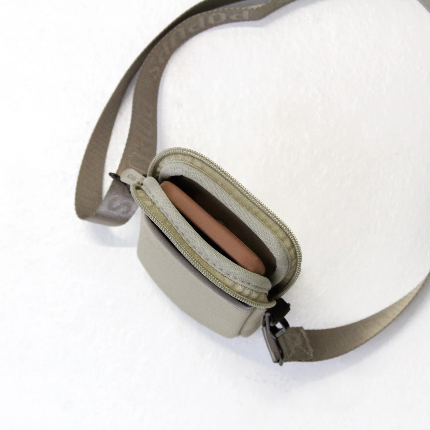 PHONE BAG TAUPE - Image 3