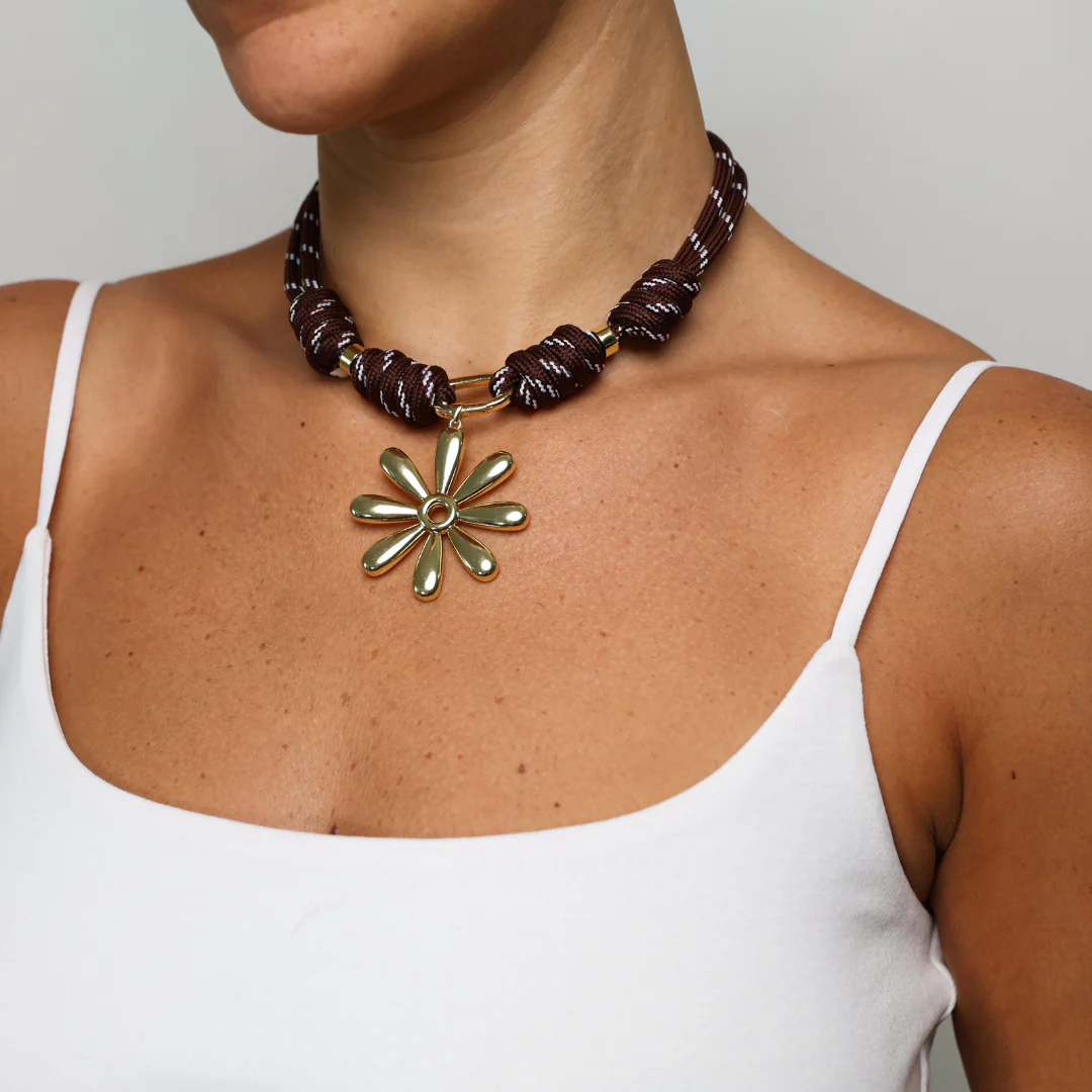 POP UPS X HANNAH B BOAT ROPE CHOCOLATE NECKLACE WITH GOLD DAISY - Image 5