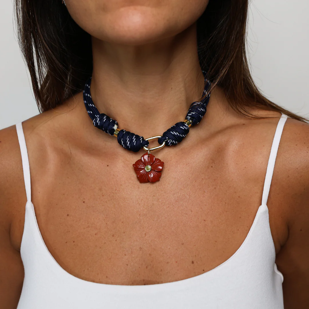 POP UPS X HANNAH B BOAT ROPE DEEP BLUE NECKLACE WITH RED HIBISCUS - Image 4