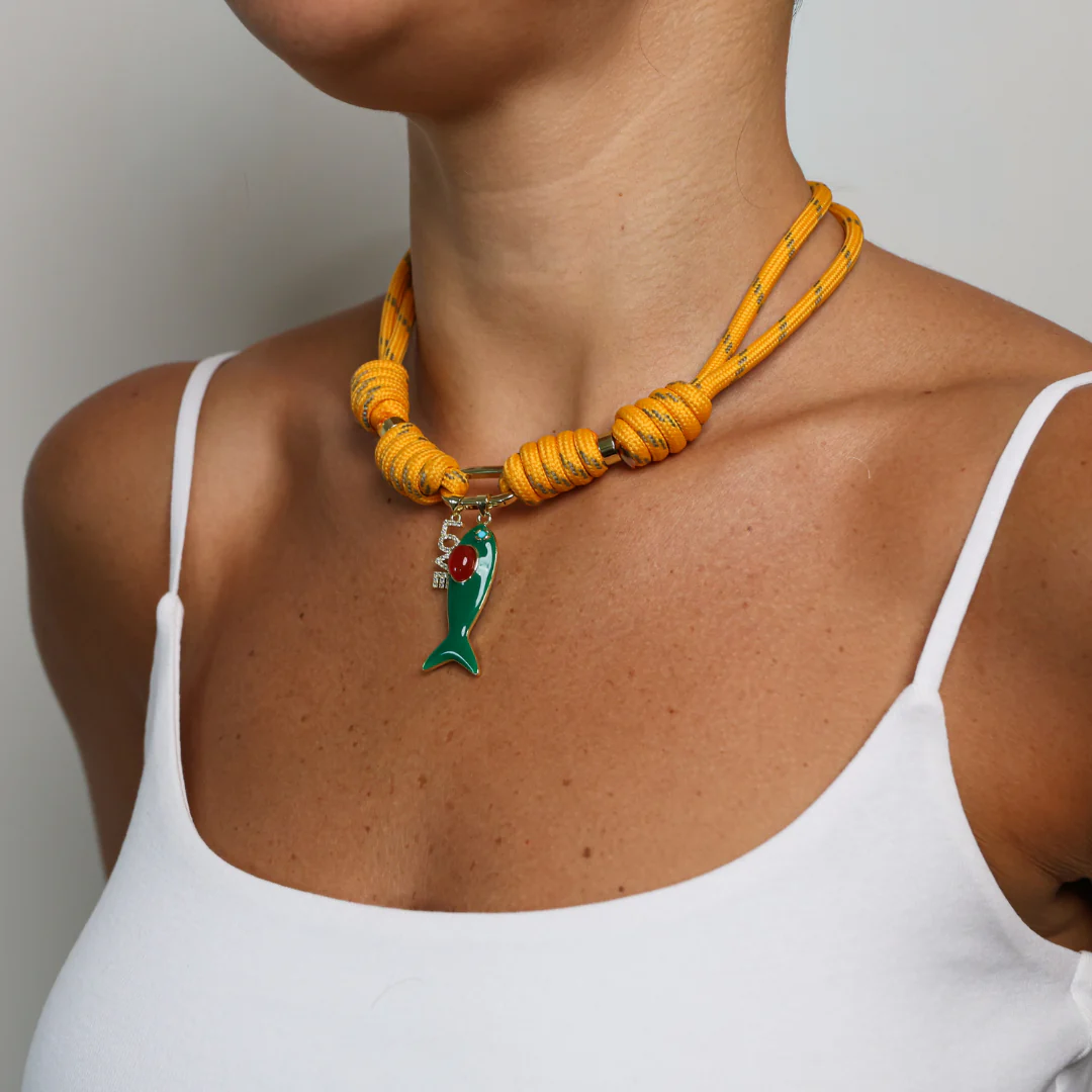 POP UPS X HANNAH B BOAT ROPE MUSTARD NECKLACE WITH GREEN ENAMEL FISH & LOVE - Image 5