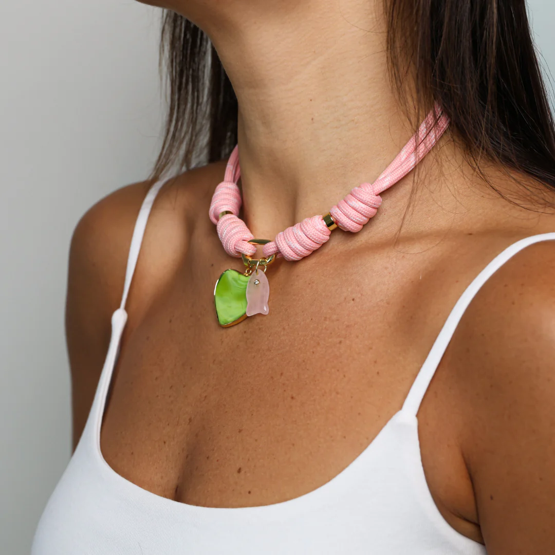 POP UPS X HANNAH B BOAT ROPE PRETTY IN PINK NECKLACE WITH GREEN HEART & PINK FISH - Image 5