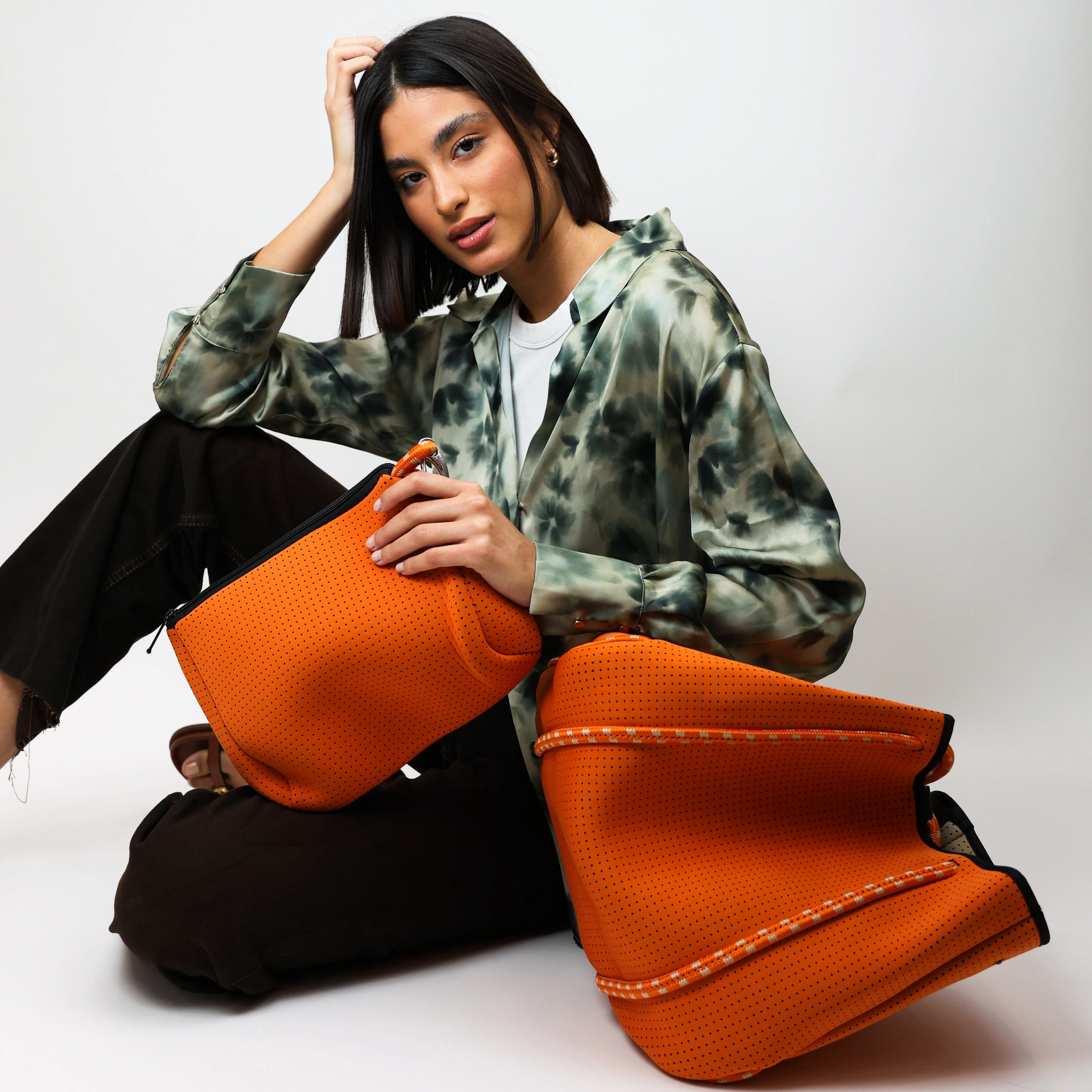 ESSENTIAL POUCH BURNT ORANGE - Image 3