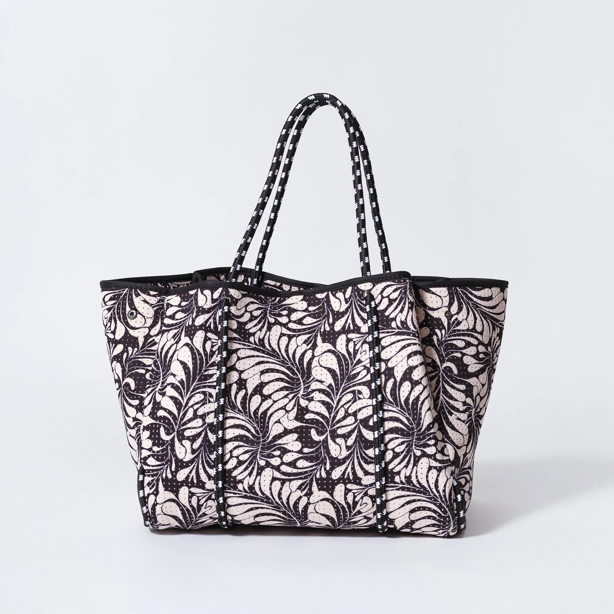 PALM BLACK BASIC SET - EVERYDAY TOTE AND POUCH - Image 3