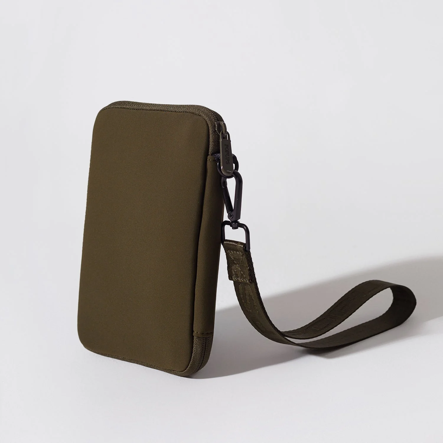 SAFARI GREEN TRAVEL SET: EVERYDAY TOTE + LAPTOP SLEEVE + PASSPORT WALLET - Image 4