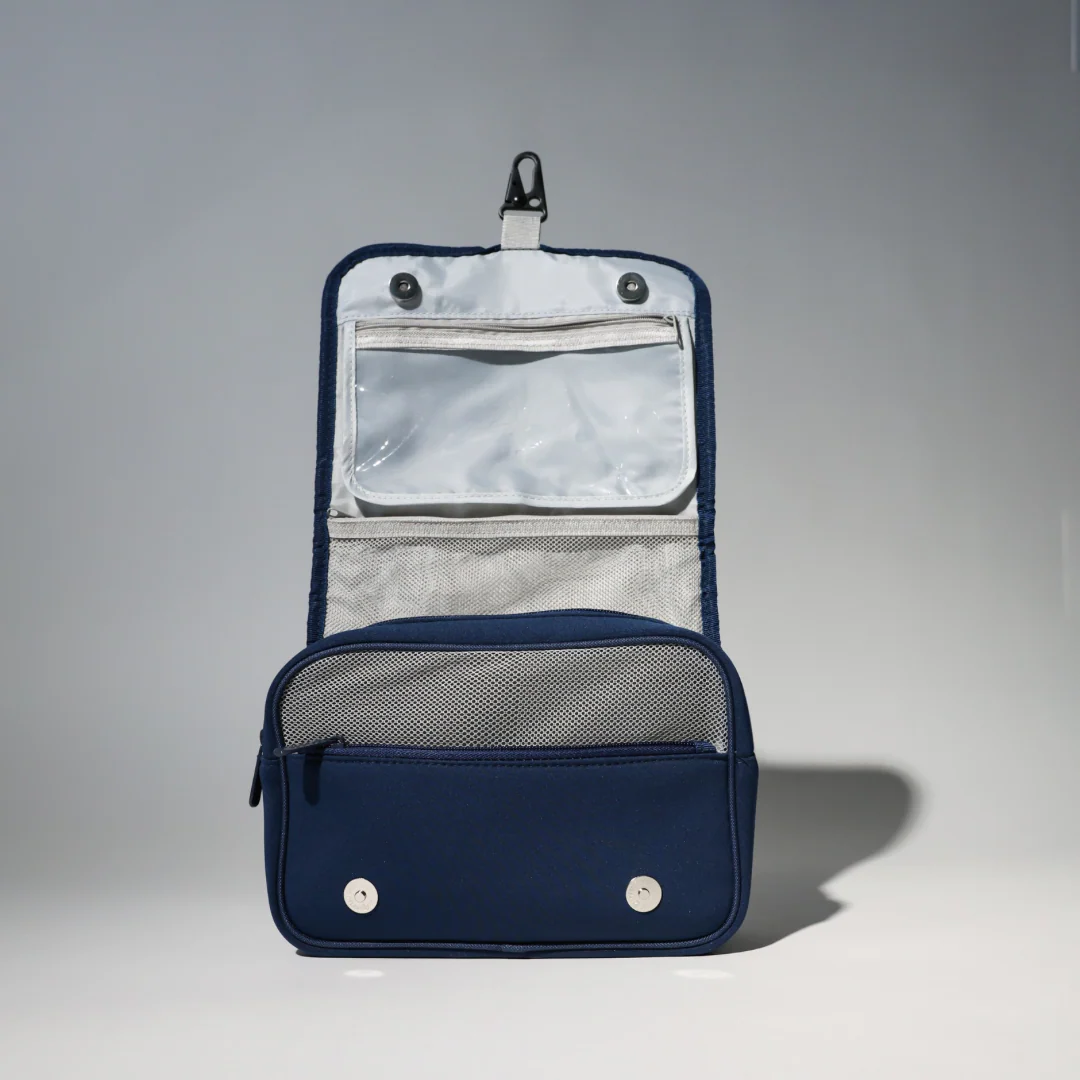 TOILETRY BAG DEEP BLUE - Image 4
