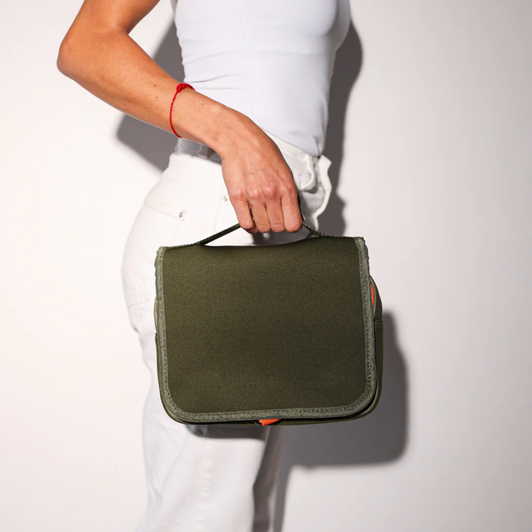 TOILETRY BAG SAFARI GREEN - Image 8